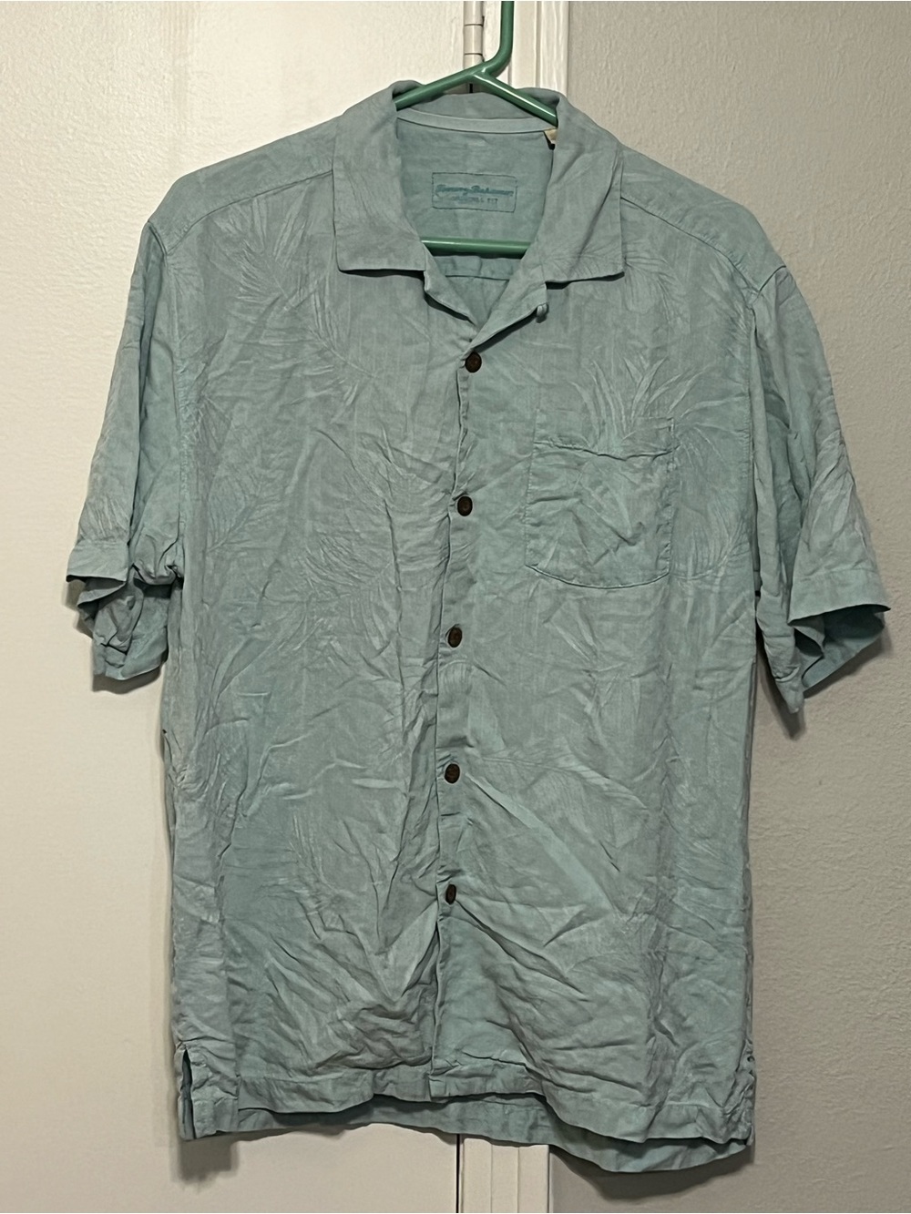 Tommy Bahama Men's Short-Sleeve Button-Down Shirt in Light Aqua 100% Silk